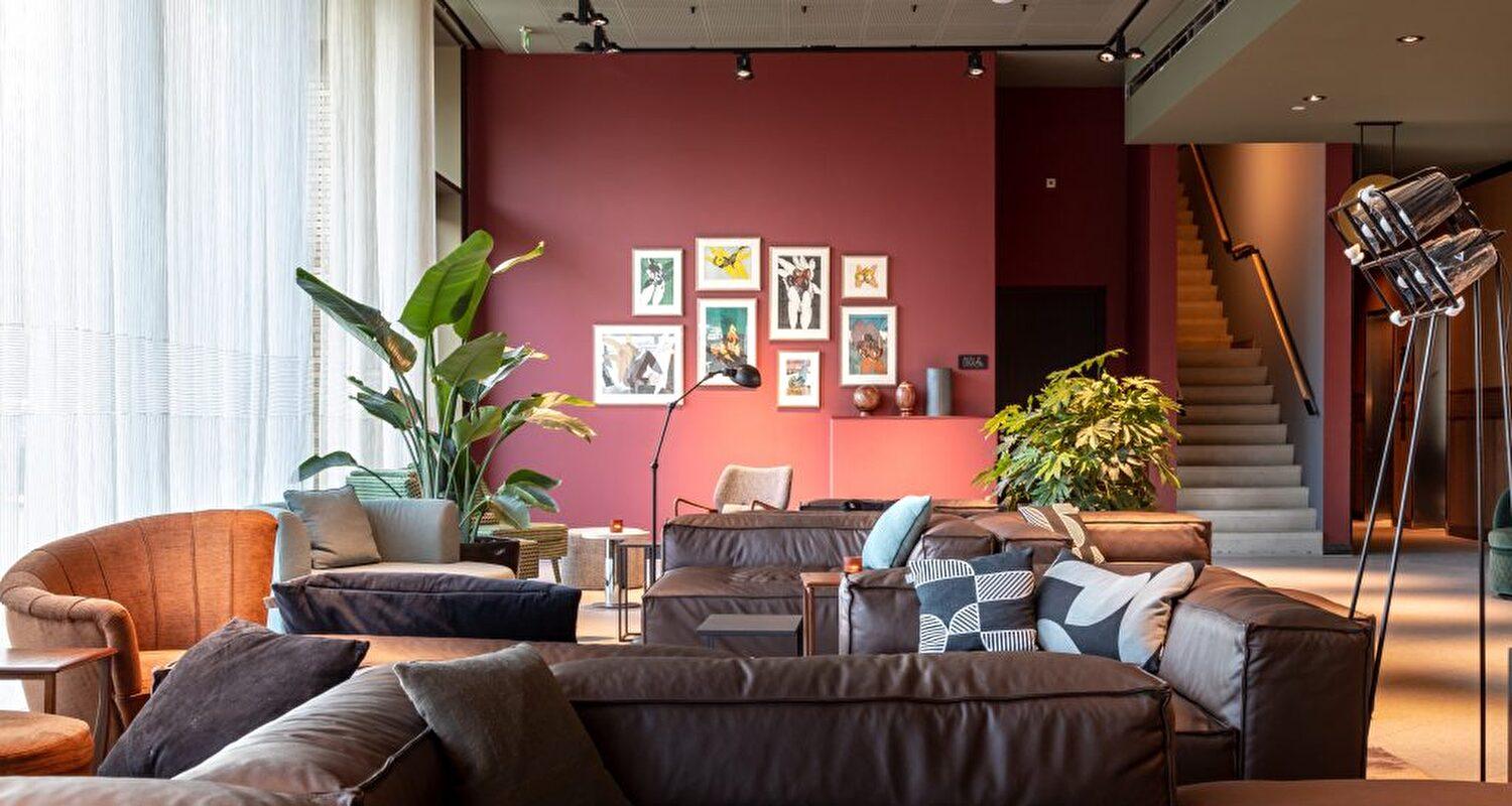 Lounge area Olympic Hotel